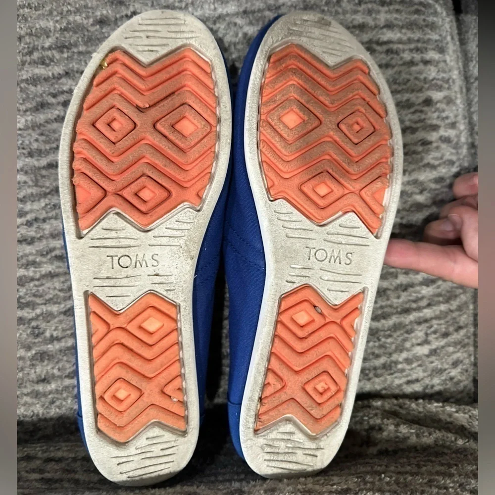 TOMS Classic Womens Size 10
Shoes Navy Chinese Year Of The Rat 2020 Slip On Flat - Picture 7 of 7